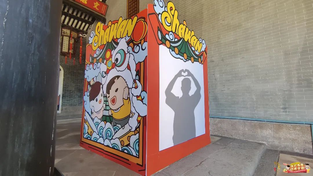 25597160c5f941452967066a45dd129.jpg 图片