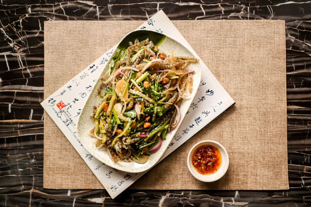 01凉拌鱼皮美食护照202104.JPG 图片