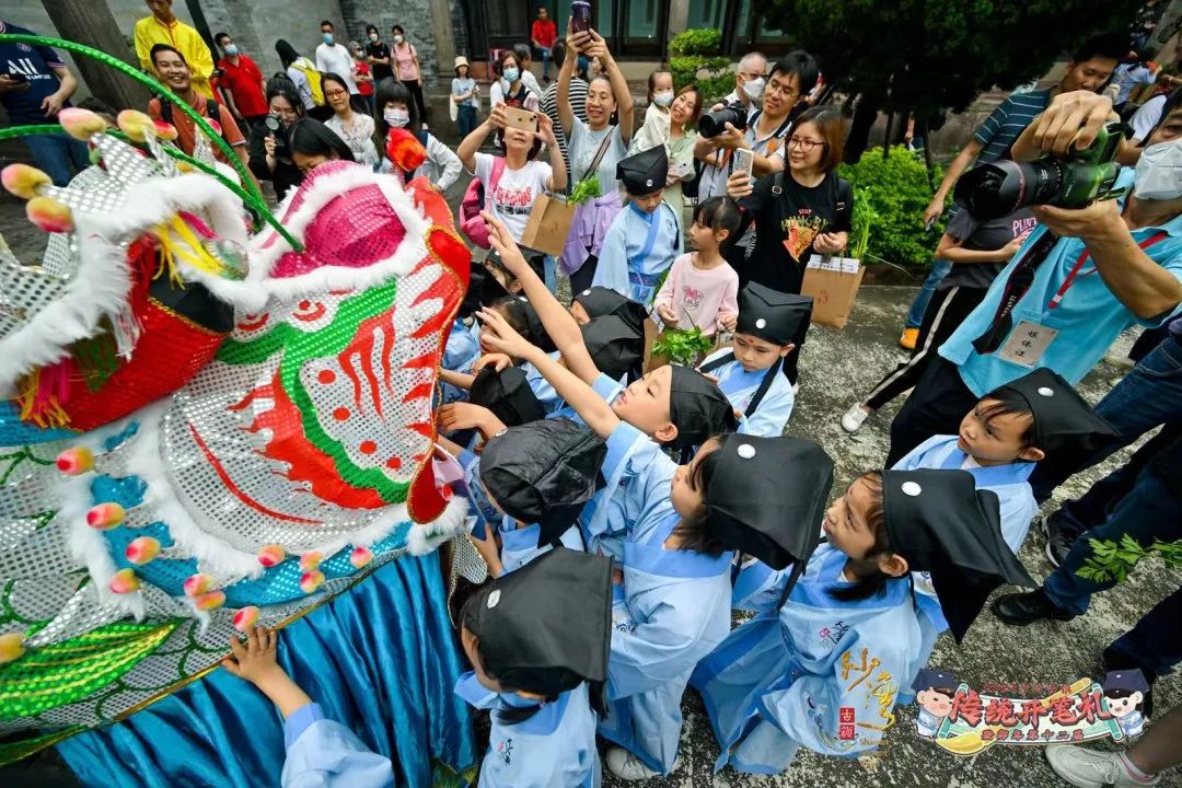 878b95b7fe47405f9076cb71e98de0c.jpg 图片